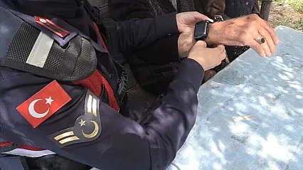 Jandarmanın akıllı saat uygulaması kaybolma vakalarında hayat kurtarıyor