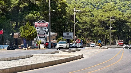 Kaza haberleriyle gündeme geliyordu! Fethiye-Ölüdeniz yolunda yeni kavşak