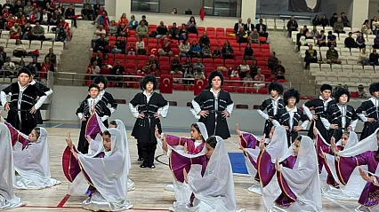 Marmaris'te Cumhuriyet'in 103. yılı coşkusu