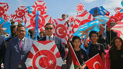 Muğla'da Gazzeli çocuklar için uçurtmalar gökyüzüne bırakıldı