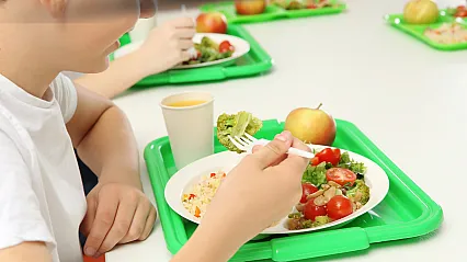 Okul başarısı için sağlıklı beslenme şart