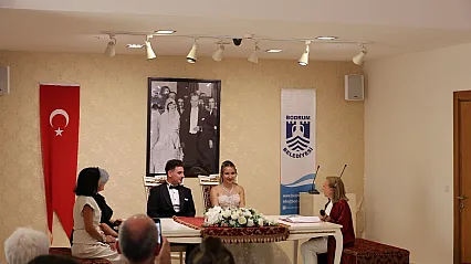 Turgutreis'te nikah hizmetlerine yoğun ilgi