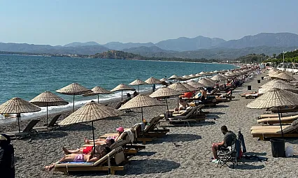 Çalış Plajı'nda Eylül Bereketi Şezlonglar Doldu