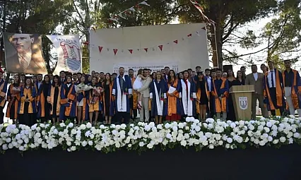 Köyceğiz Meslek Yüksekokulu'nda mezuniyet töreni yapıldı