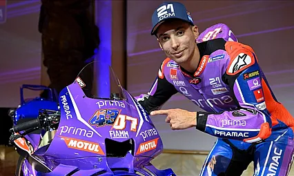 Milli motosikletçi Toprak Razgatlıoğlu'ndan Malezya'da