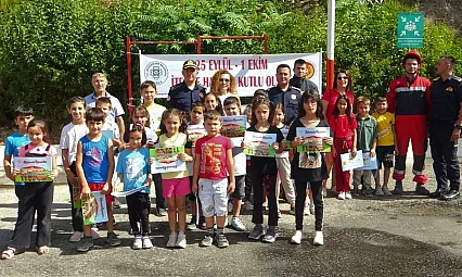 Minik itfaiyeciler parkuru başarı ile geçti