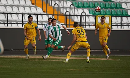 Muğlaspor Zirve Takibini Bırakmıyor: Bucaspor'u 2-1 Mağlup Etti