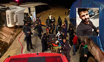 Talaş yüklü tır devrildi: Araçta sıkışan genç sürücü hayatını kaybetti