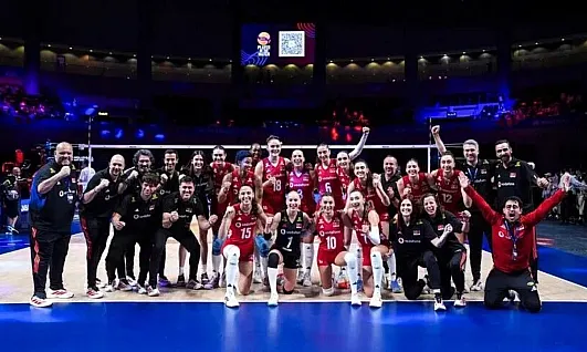 A Milli Kadın Voleybol Takımı, Milletler Ligi'nde finale yükseldi