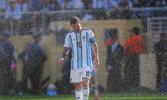 Lionel Messi, 21 yıllık milli takım kariyerine rekorlar ve kupalarla veda etti
