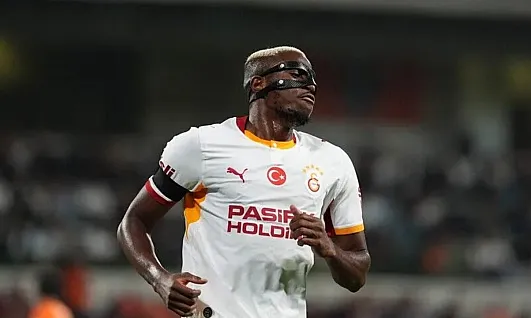 Victor Osimhen, sakatlığı sebebiyle Nijerya Milli Takımı'nın kadrosundan çıkarıldı
