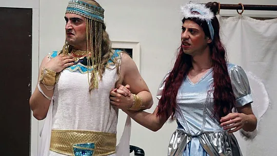 'Başrol Kim?' Menteşe'yi kahkahaya boğdu