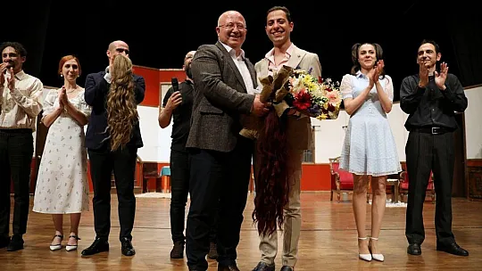 'Başrol Kim?' Menteşe'yi kahkahaya boğdu