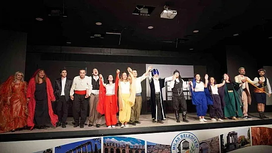 Handan'ın Kısmeti Oyunu İzleyici ile Buluştu