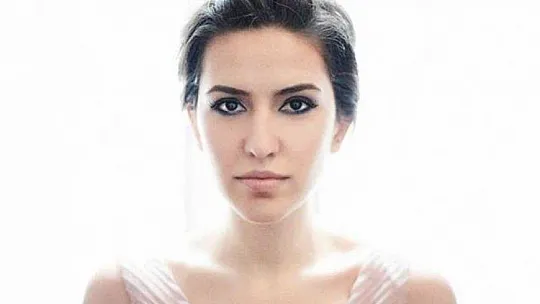 'İş Sanat Çarşamba Sahnesi' Ece Göksu konseriyle başlayacak