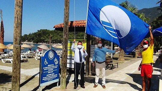 'Sakin Kent' mavi gerdanlığını taktı