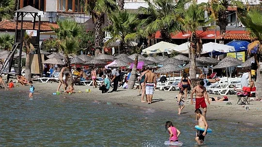 'Sakin Kent'te yaz bitmedi