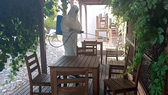 Kültür Evlerinin Dezenfeksiyonları Belediye Ekiplerince Yapılıyor