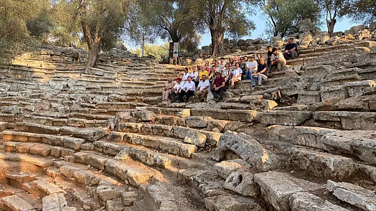 VALİ TAVLI, DEVAM EDEN KAZI ÇALIŞMALARINI YERİNDE İNCELEDİ