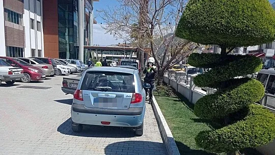 Engelli park yerlerini kullananlara cezai işlem uygulandı 