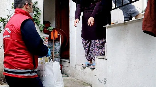 Bir telefon kadar yakınız
