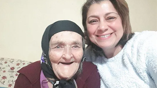 Muhtar Taşar, 'Anneler baş tacıdır'