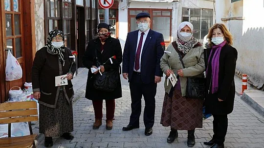 Başkan Gümüş'ten Dünya Kadınlar Günü kutlaması