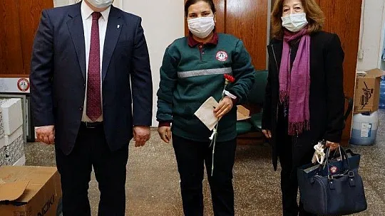 Başkan Gümüş'ten Dünya Kadınlar Günü kutlaması