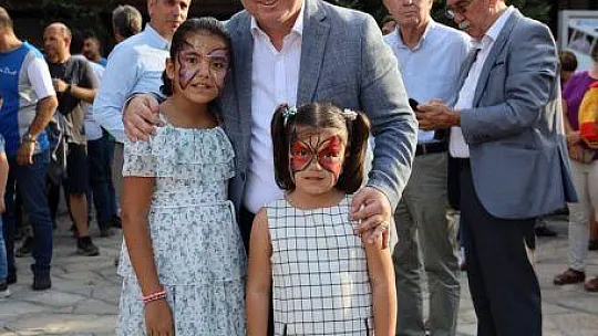 MİNİKLER HÜNERLERİNİ GÖSTERDİ