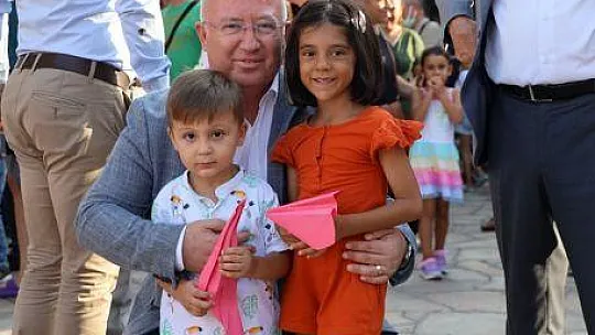 MİNİKLER HÜNERLERİNİ GÖSTERDİ
