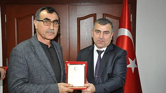 Fethiye'de Kaymakam'dan Başarı Belgesi Yağdı