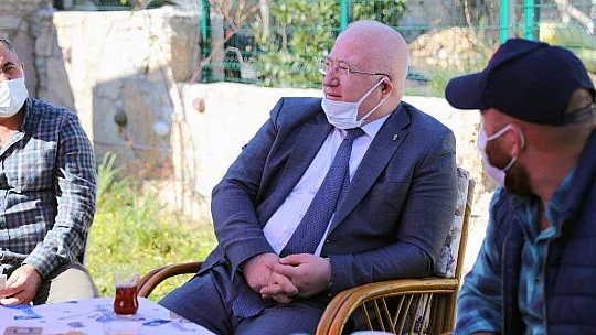 Başkan Gümüş, mahalle toplantılarına başladı 