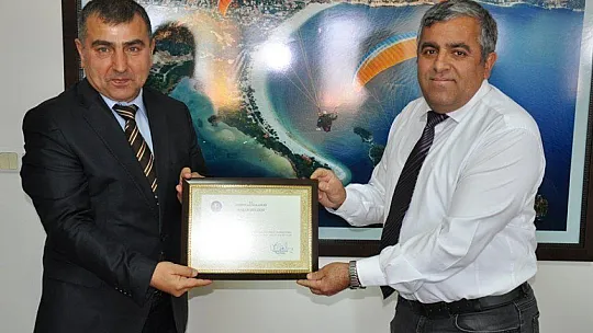 Fethiye'de Kaymakam'dan Başarı Belgesi Yağdı
