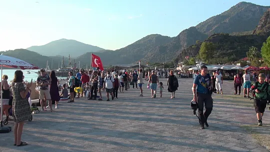 Uysal, 'Beklentimiz daha fazla İngiliz misafirimizin gelmesiydi'