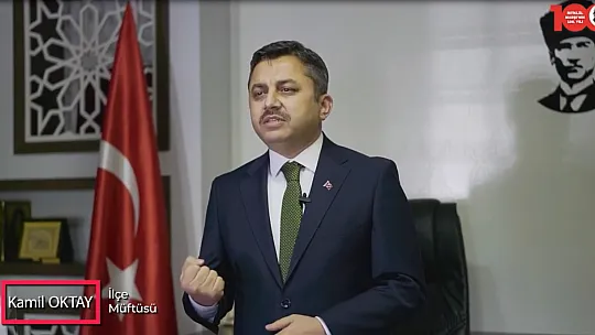 Fethiye Protokolü 'İstiklal Marşı'nı Seslendirdi