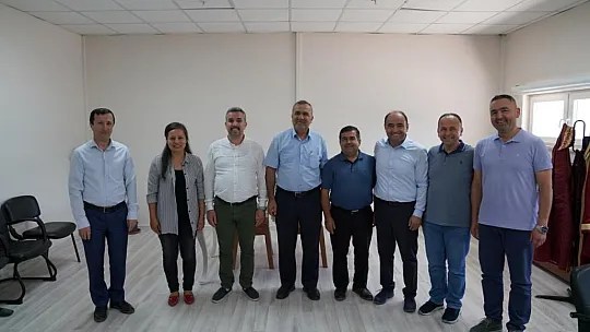 Başkan Akdenizli, Personeliyle Bayramlaştı