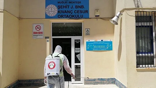 LGS öncesi okulların dezenfeksiyonları yapıldı 