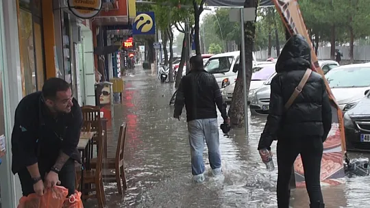 Temizlenmeyen logarlar taşkınlara neden oldu