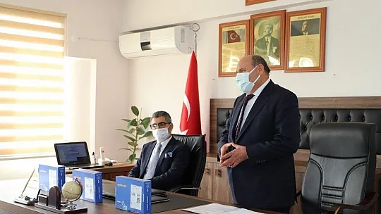 Seydikemer Belediyesi'nden eğitime tablet desteği 