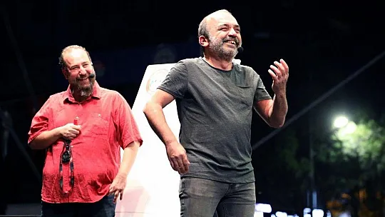 Menteşe, Mahşer-i Cümbüş İle Güldü