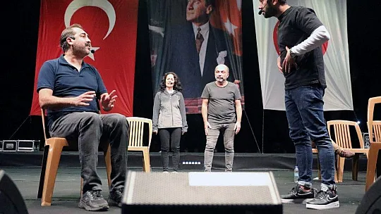 Menteşe, Mahşer-i Cümbüş İle Güldü