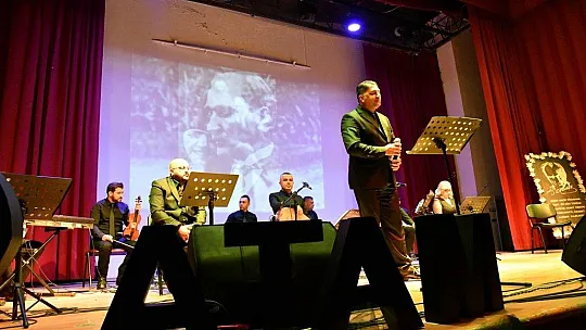 Türküleri Atatürk için Söylediler