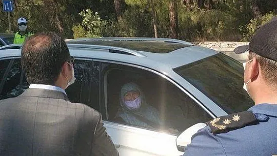 FETHİYE'NİN YENİ KAYMAKAMI  ÖLÜDENİZ'İ GEZDİ