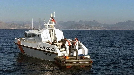 12 düzensiz göçmen kurtarıldı
