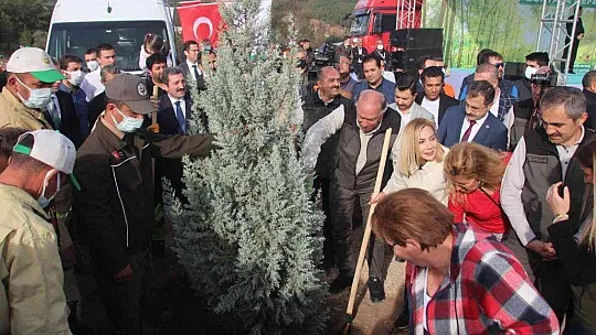 125 bin fidan toprakla buluşturuluyor