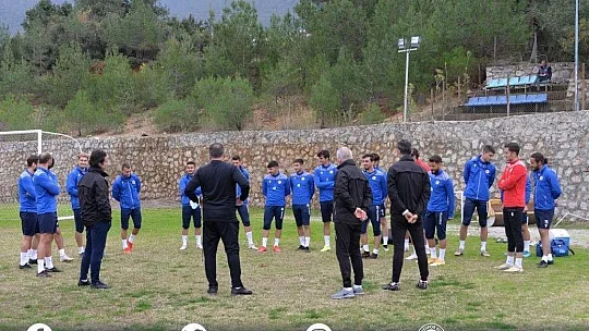 Teknik Direktör Toros sosyal medyadan seslendi,  Şampiyonluğa inanarak hazırlanıyoruz