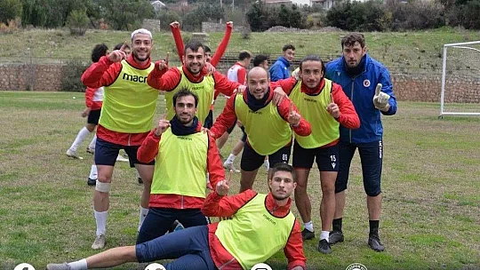 Teknik Direktör Toros sosyal medyadan seslendi,  Şampiyonluğa inanarak hazırlanıyoruz