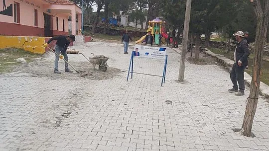 Çukur Mahallesi'nde parke kaplama çalışması tamamlandı