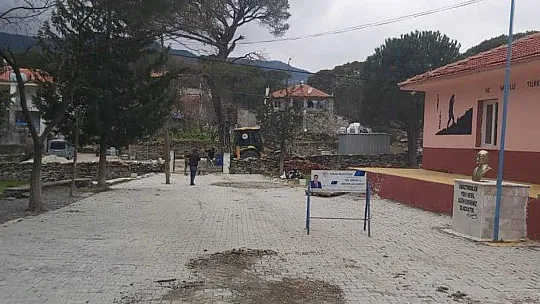 Çukur Mahallesi'nde parke kaplama çalışması tamamlandı