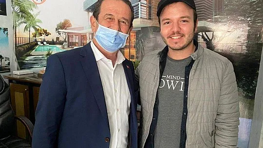 AK Parti'den komşu esnaflara ziyaret